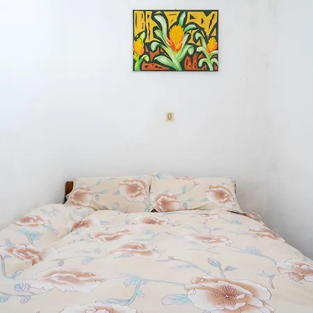 Villa Di *